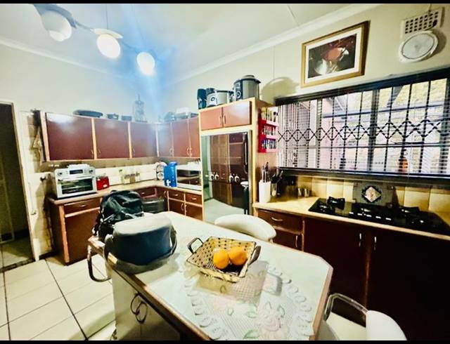 4 BEDROOM HOUSE FOR SALE IN VANDERBIJLPARK CE 3